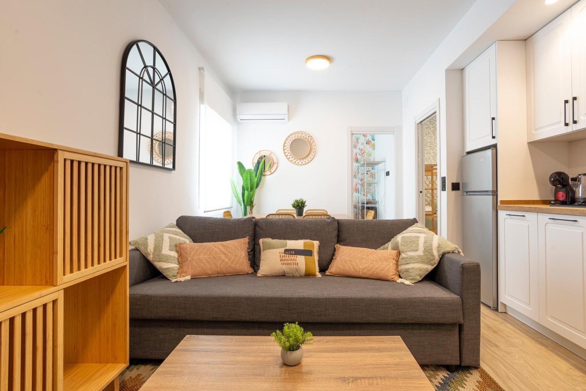 II Cozy & Modern Apartment Ayr มาลากา ภายนอก รูปภาพ