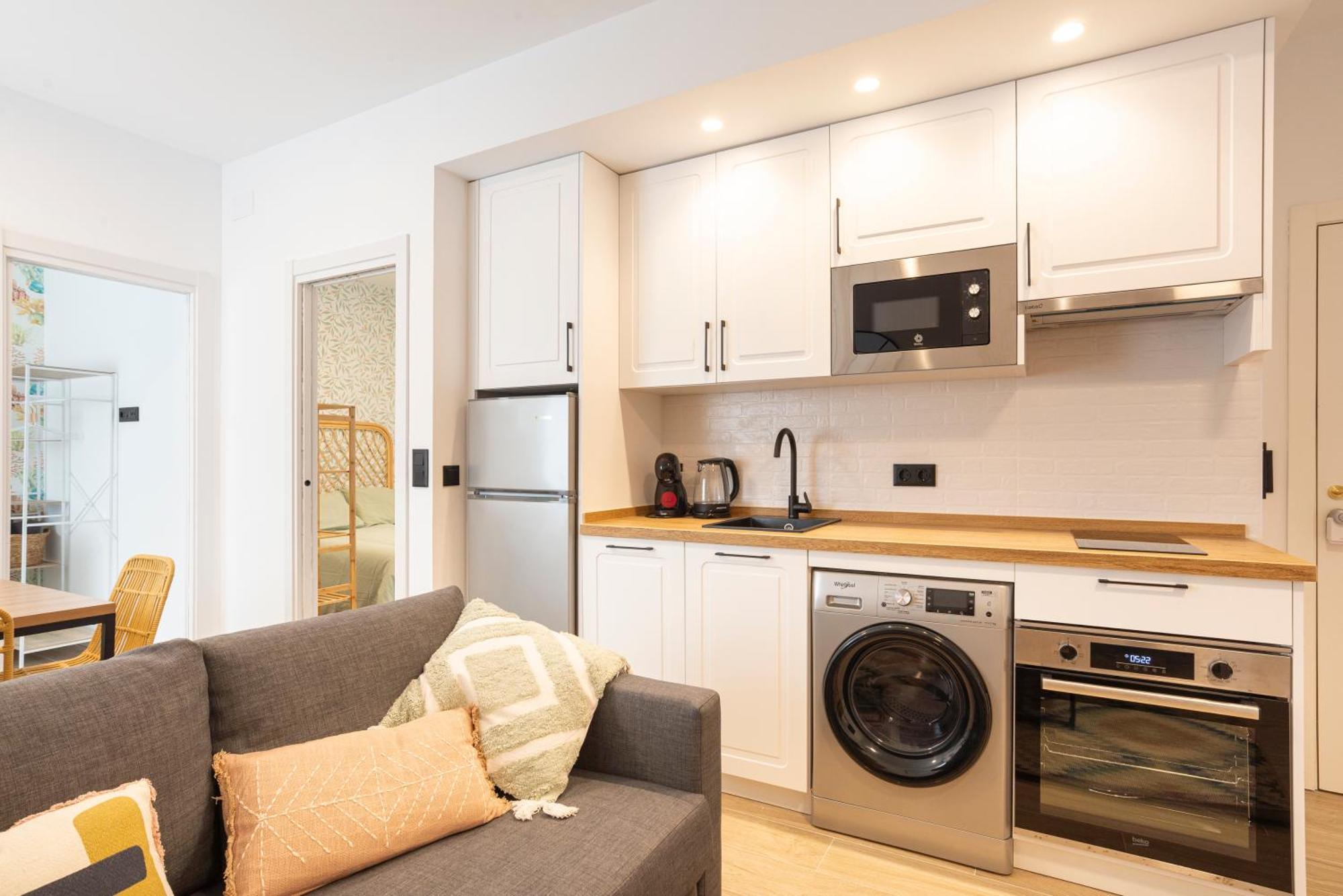 II Cozy & Modern Apartment Ayr มาลากา ภายนอก รูปภาพ