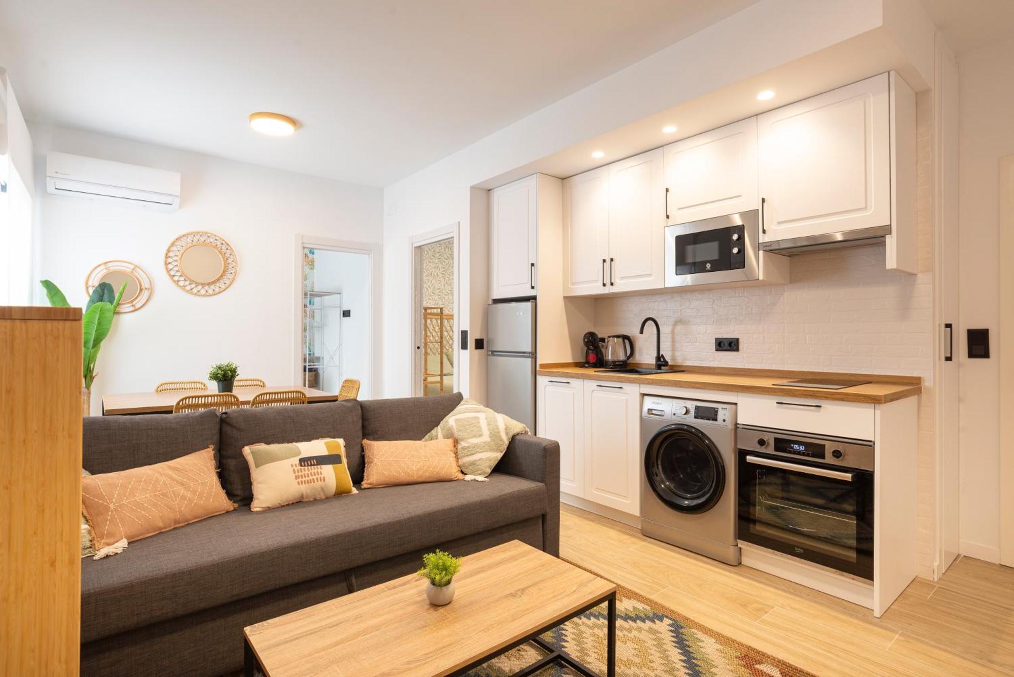 II Cozy & Modern Apartment Ayr มาลากา ภายนอก รูปภาพ